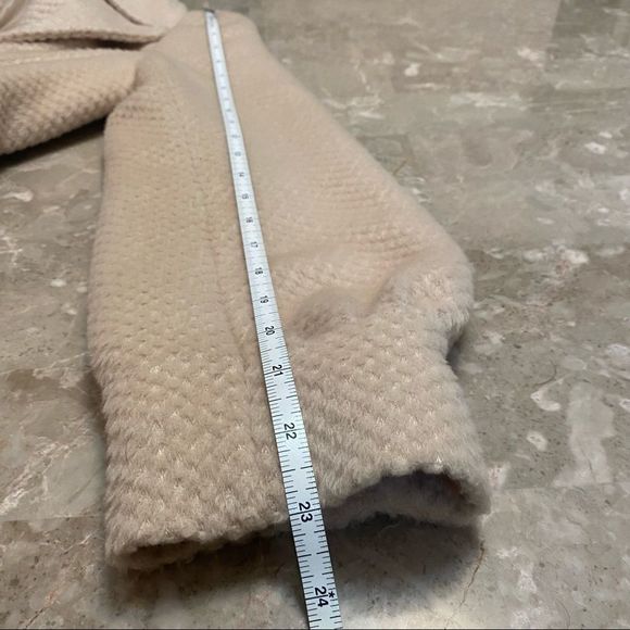 Sweet soup women’s cream color winter coat see measurements for size - Picture 5 of 8